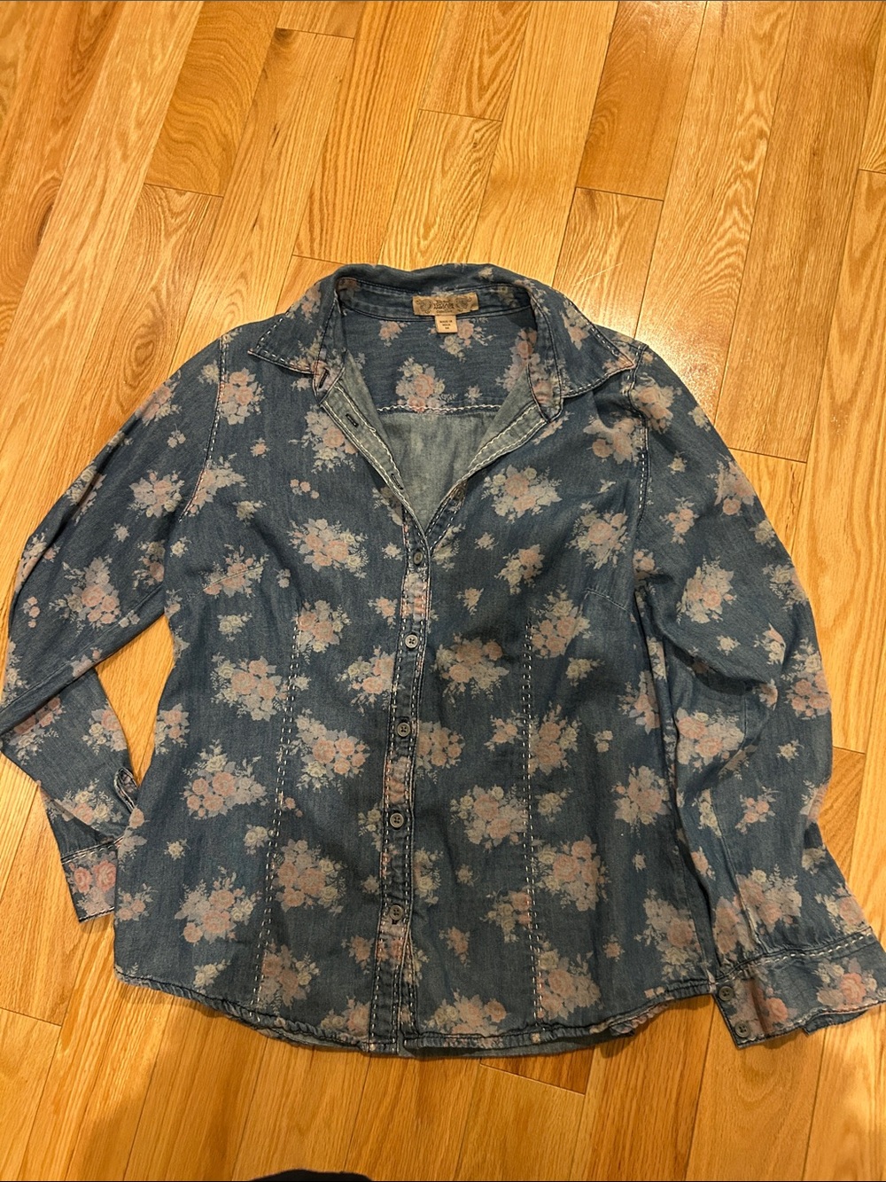 Nine West vintage America collection M denim flower shirt